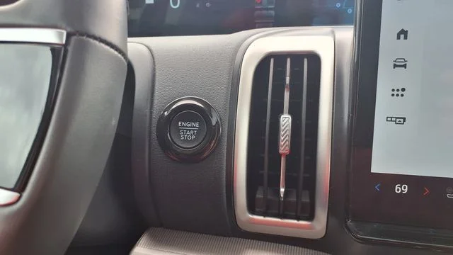 Used 2025 White Ford Active image 38