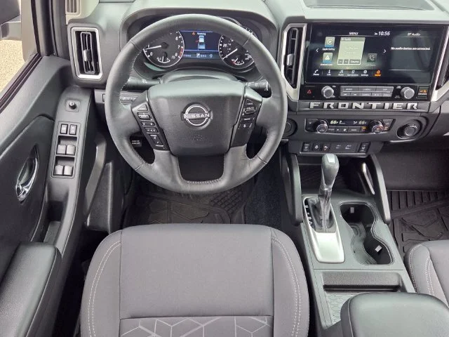 Used 2025 White Nissan SV image 7
