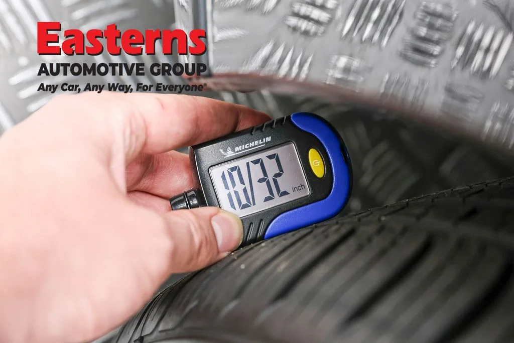 Used 2025 Black Nissan 2.5 SV image 25