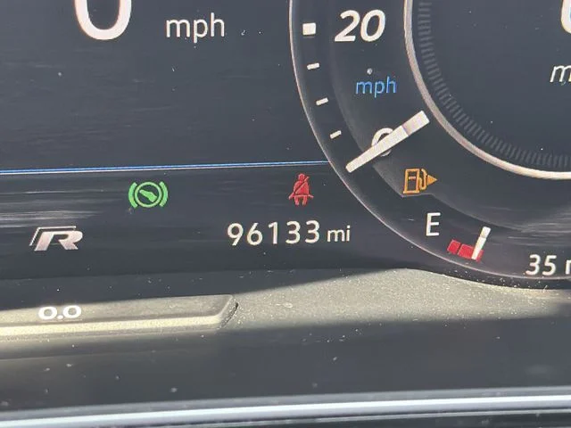 Used 2019 Gray Volkswagen DCC & Navigation 4Motion image 17