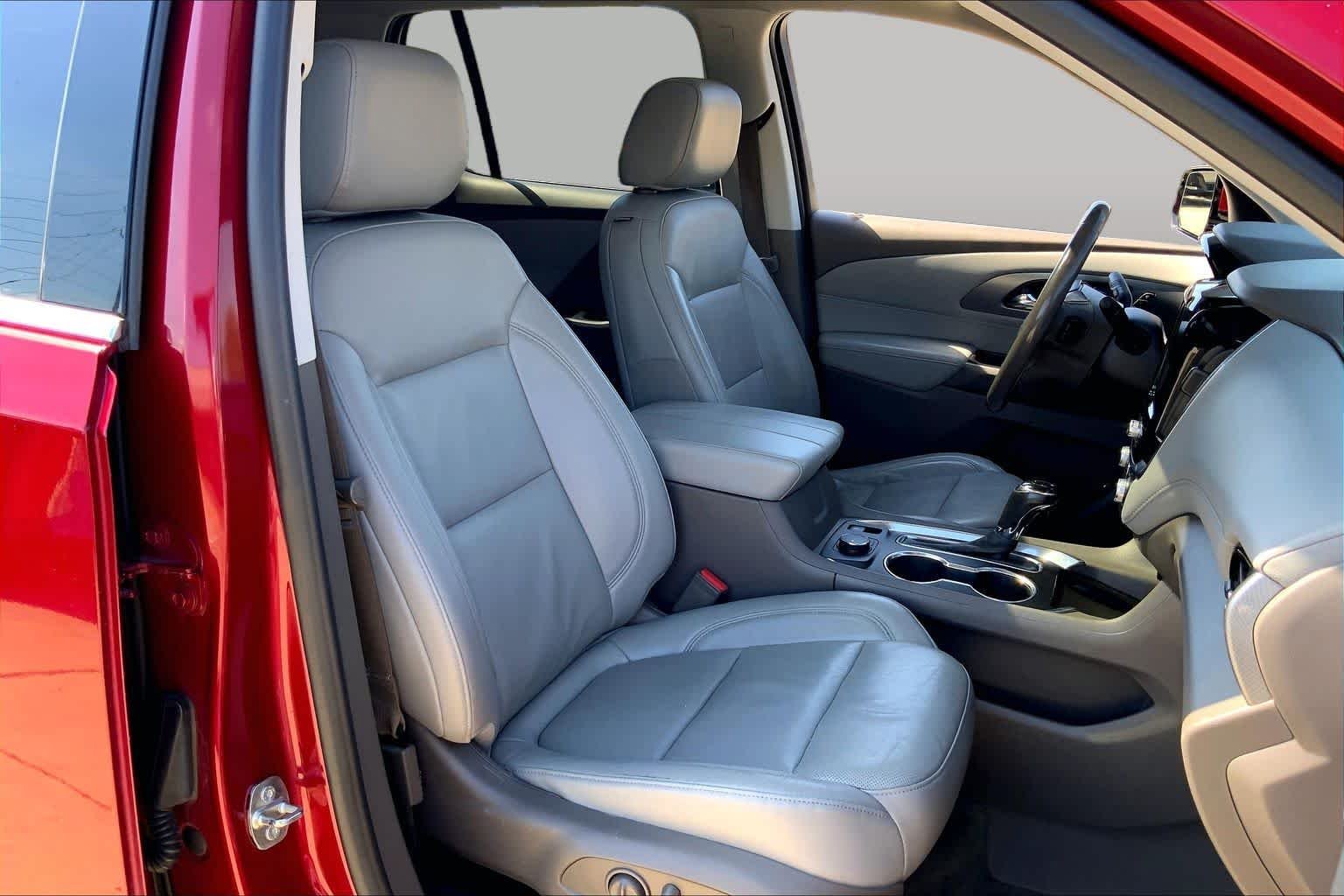 Used 2019 Cajun Red Tintcoat Chevrolet Premier image 8