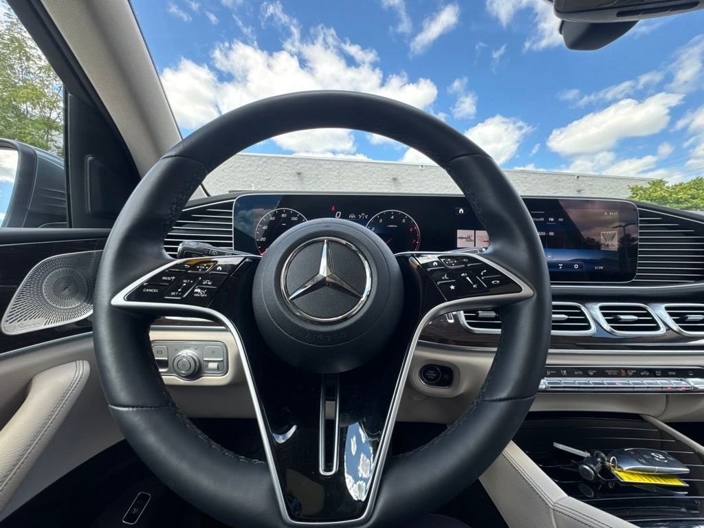 Used 2026 Gray Mercedes-Benz GLE 450 image 17