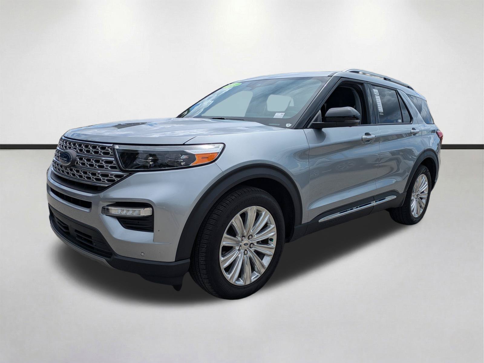 Used 2022 Silver Metallic Ford Limited image 9