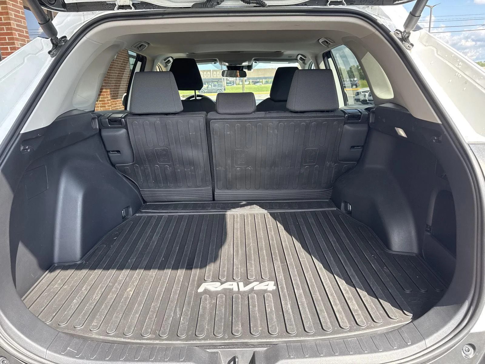 Used 2024 Ice Cap Toyota XLE image 7