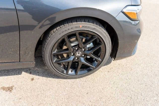 Used 2025 Gray Honda Sport image 9