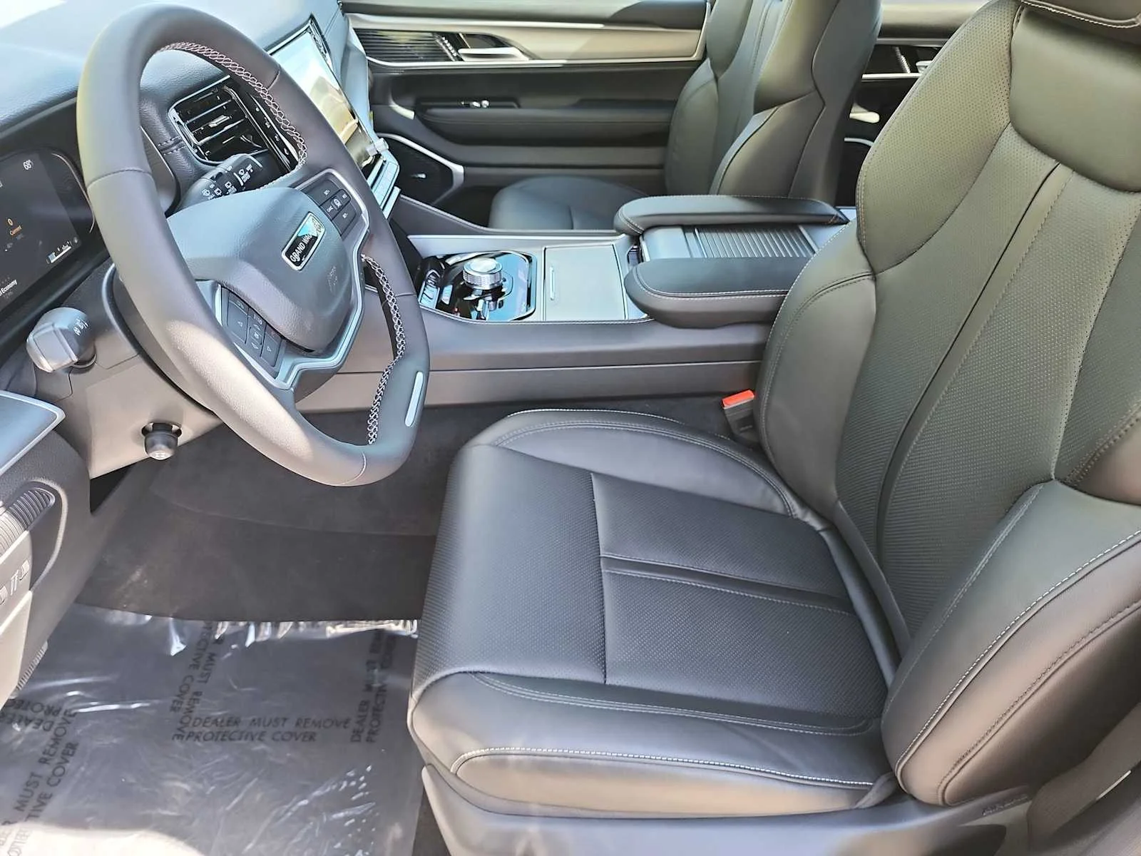 New 2026 Baltic Gray Metallic Clearcoat Jeep  image 15