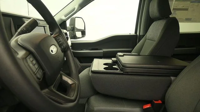 New 2026 Oxford White Ford F-350® XLT image 19