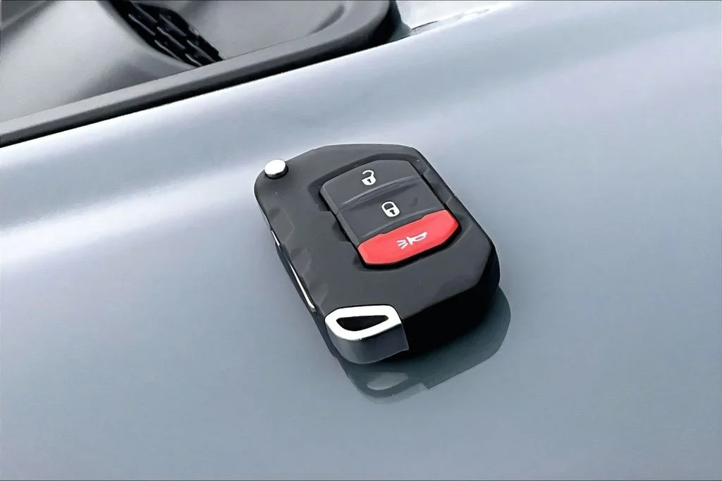 2025 Jeep Wrangler 4-Door Rubicon - Photo 11