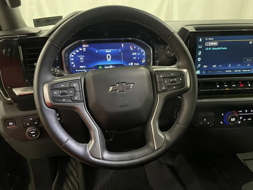 Used 2025 Black Chevrolet LT image 13