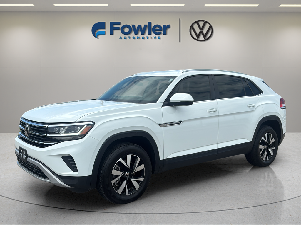 Used 2023 White Volkswagen 2.0T SE image 3