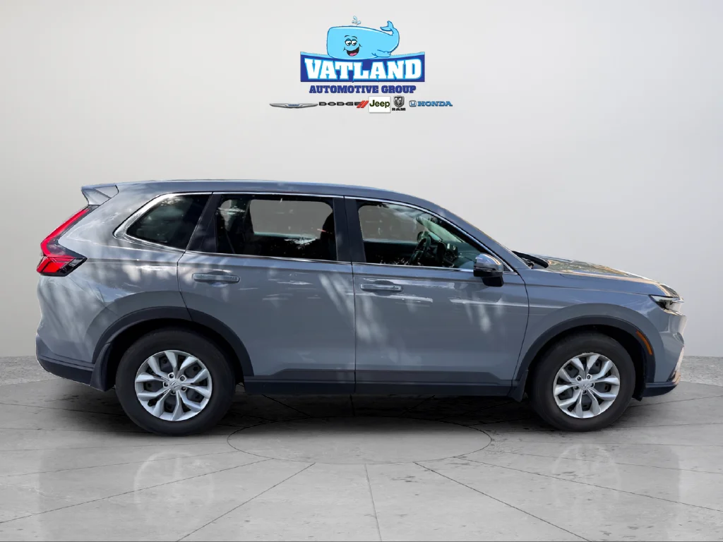 Used 2024 Lunar Silver Metallic Honda LX image 6