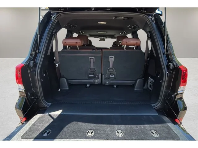 Used 2017 Black Toyota Base image 32
