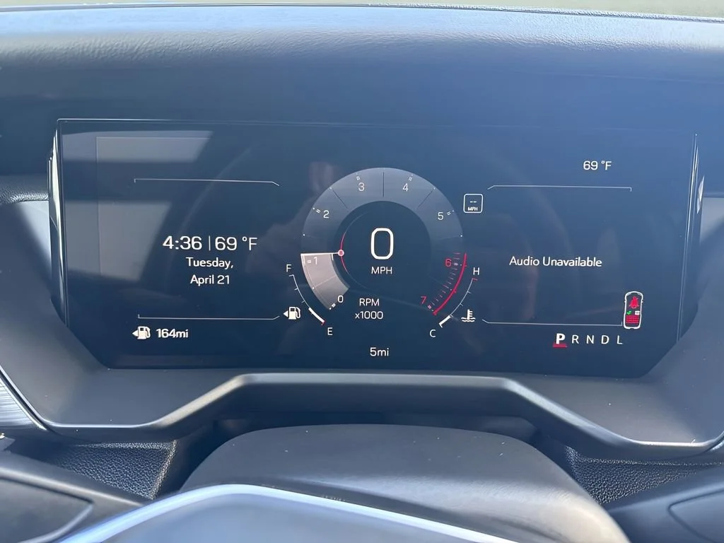 New 2026 Summit White GMC Elevation image 25