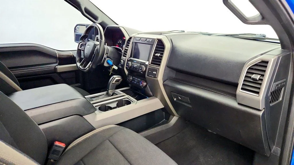 Used 2019 Velocity Blue Metallic Ford Raptor 4WD SuperCrew 5.5