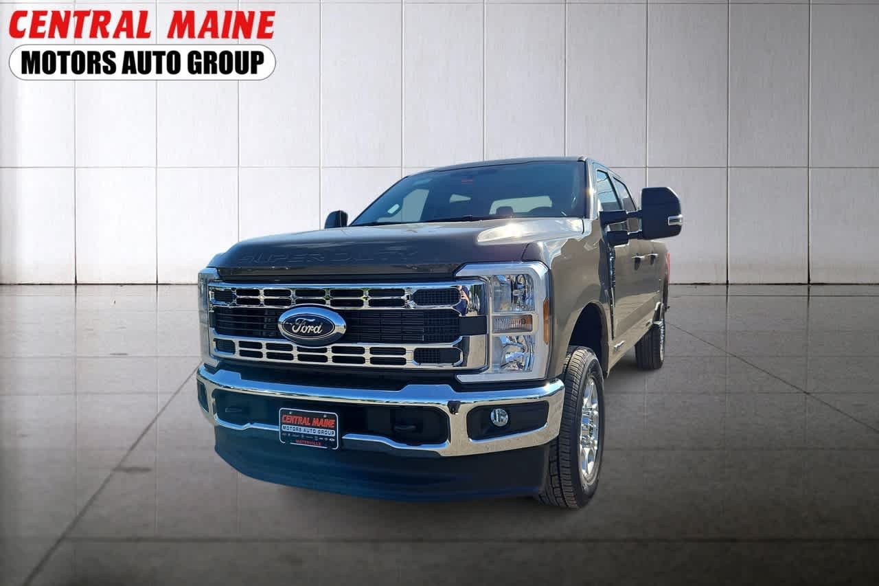 2026 Ford Super Duty F-250 SRW XLT