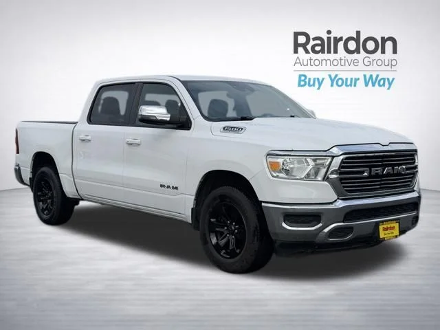 2024 RAM 1500 Laramie 4x4 Crew Cab 5'7's photo