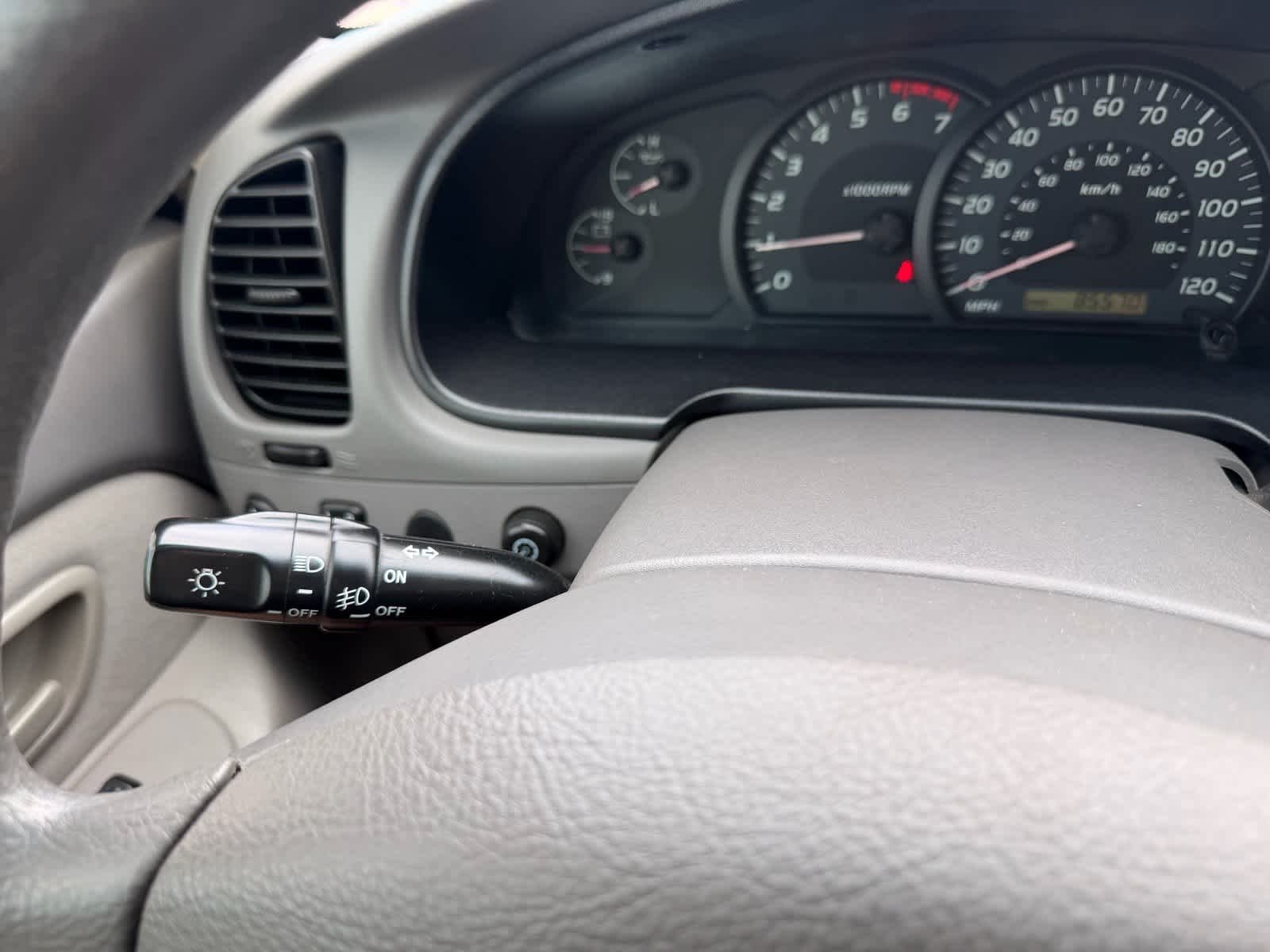 Used 2005 Phantom Gray Pearl Toyota SR5 image 11