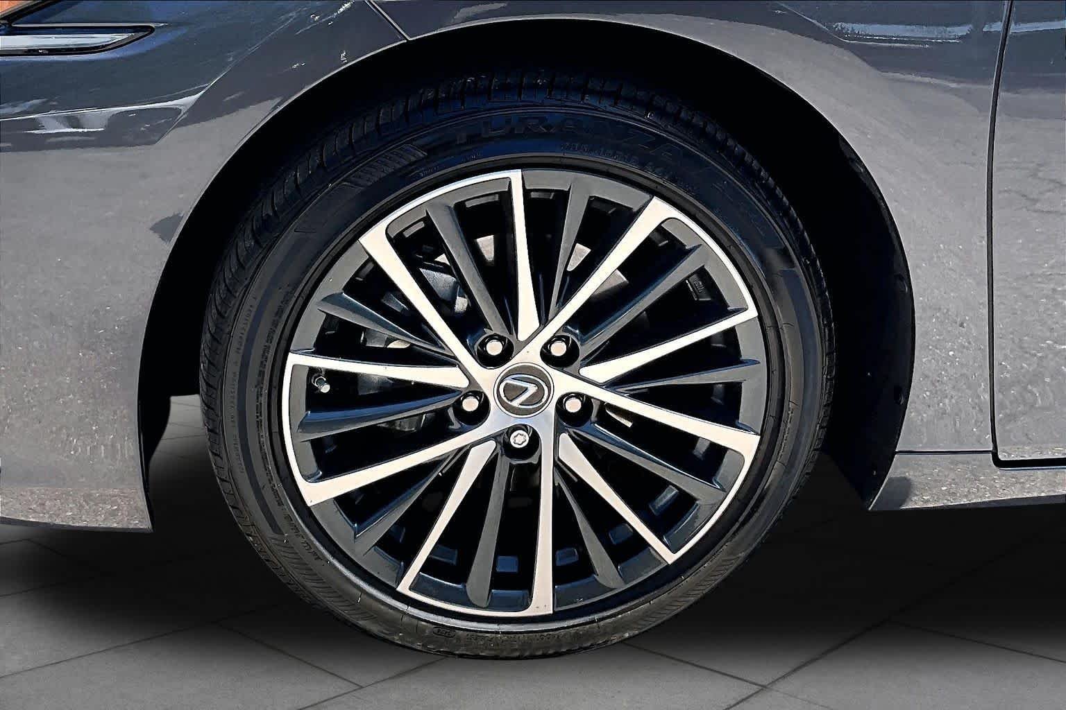 Certified Used 2025 CLOUDBURST GRAY Lexus  image 11