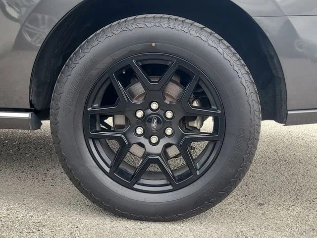 Used 2020 Gray Ford Limited image 9