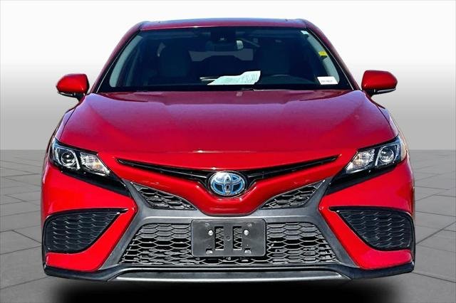 Certified Used 2022 SUPERSONIC RED Toyota  image 4