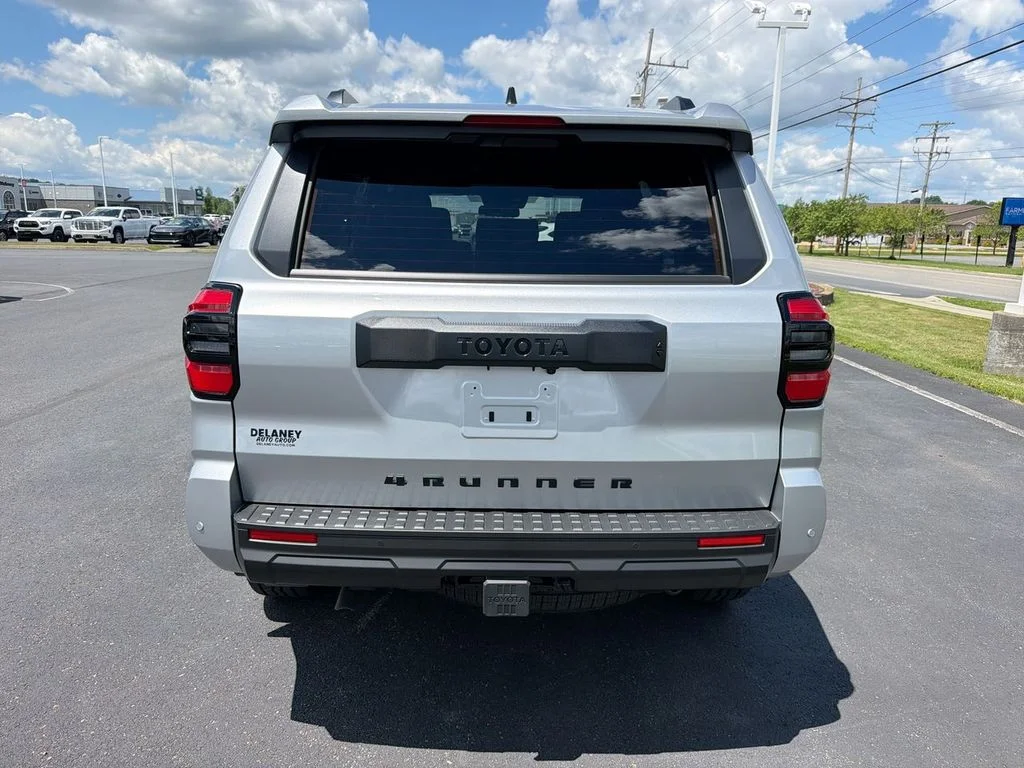 2026 Toyota 4Runner TRD Off-Road - Photo 7