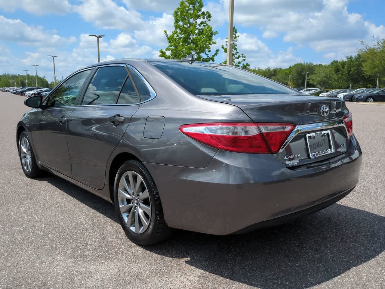 Used 2015 Predawn Gray Mica Toyota XLE image 4