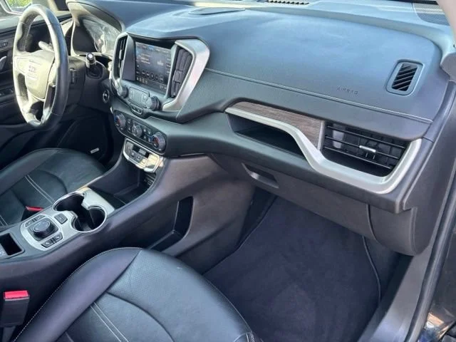 Used 2022 Ebony Twilight Metallic GMC Denali image 24