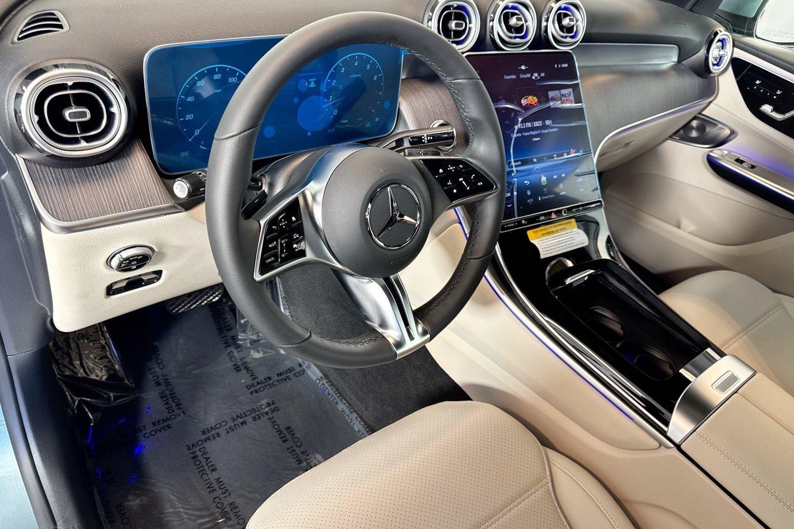New 2026 Verde Silver Metallic Mercedes-Benz GLC 300 image 9
