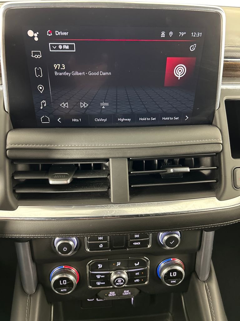Used 2022 White GMC SLE image 14