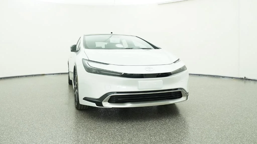 New 2026 Wind Chill Pearl Toyota XSE Premium image 17