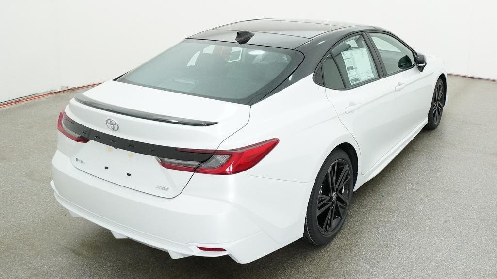 New 2026 Wind Chill Pearl with Midnight Black Metallic roof Toyota XSE image 22