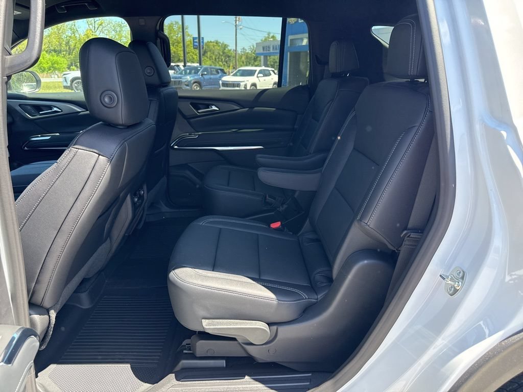 2026 Chevrolet Traverse LT - Photo 9