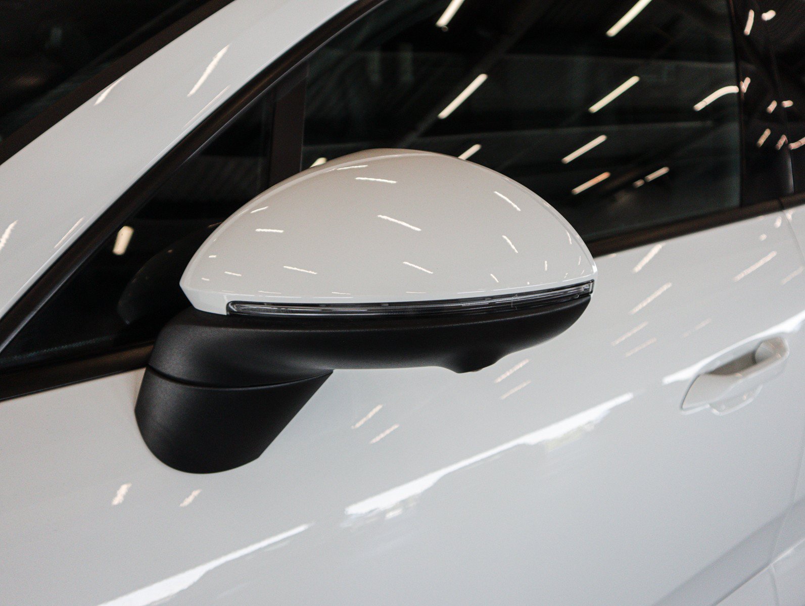 Used 2025 White Porsche Electric 4 image 28