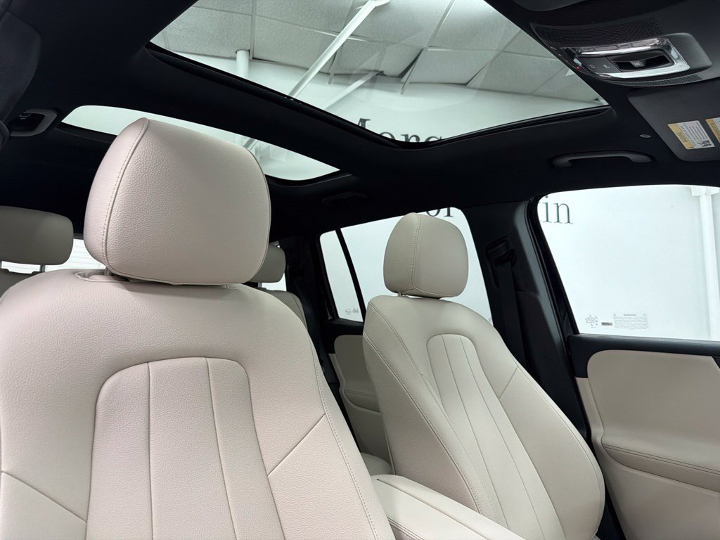New 2026 Night Black Mercedes-Benz GLB 250 image 60
