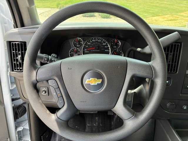 2026 Chevrolet Express Cargo Work Van - Photo 19