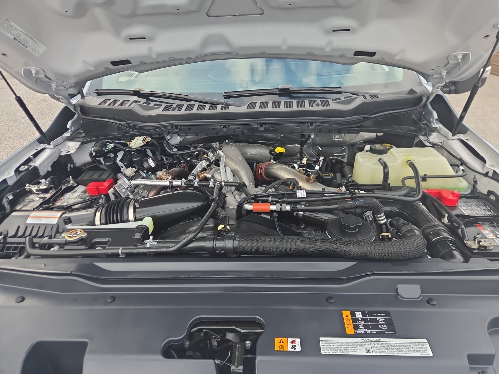 2025 Ford F-450 Super Duty Lariat - Photo 19