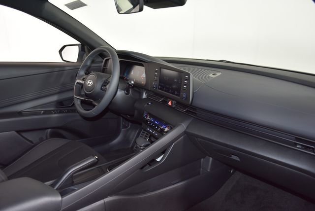 New 2026 White Hyundai SEL Sport image 13