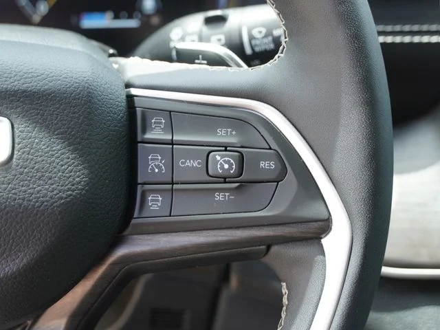 Certified Used 2024 White Jeep Limited image 27