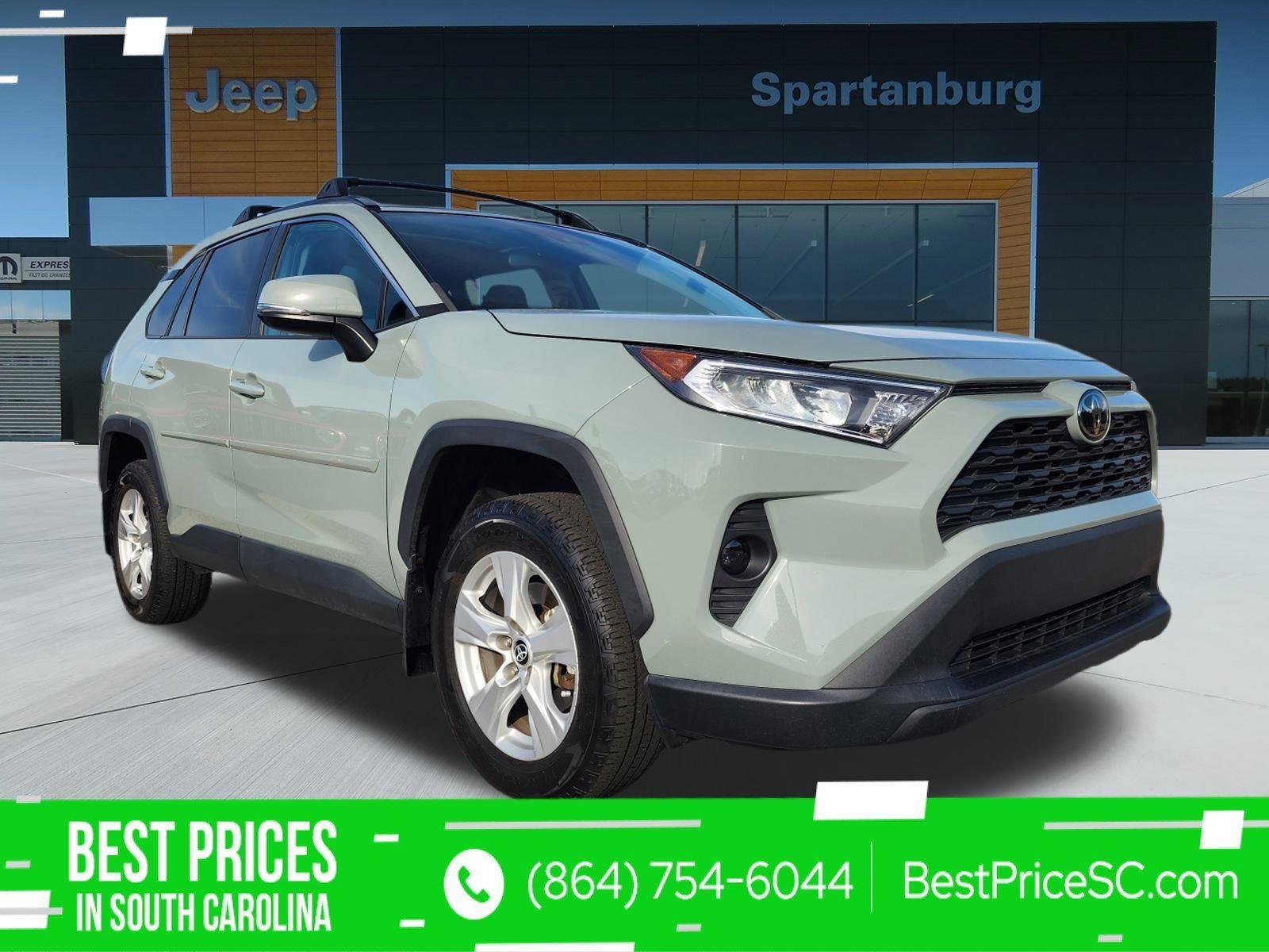 2021 Toyota RAV4 XLE