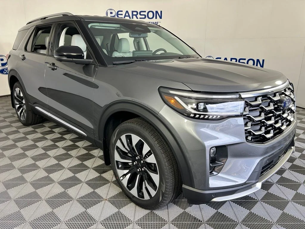 New 2026 Carbonized Gray Metallic Ford Platinum™ image 3