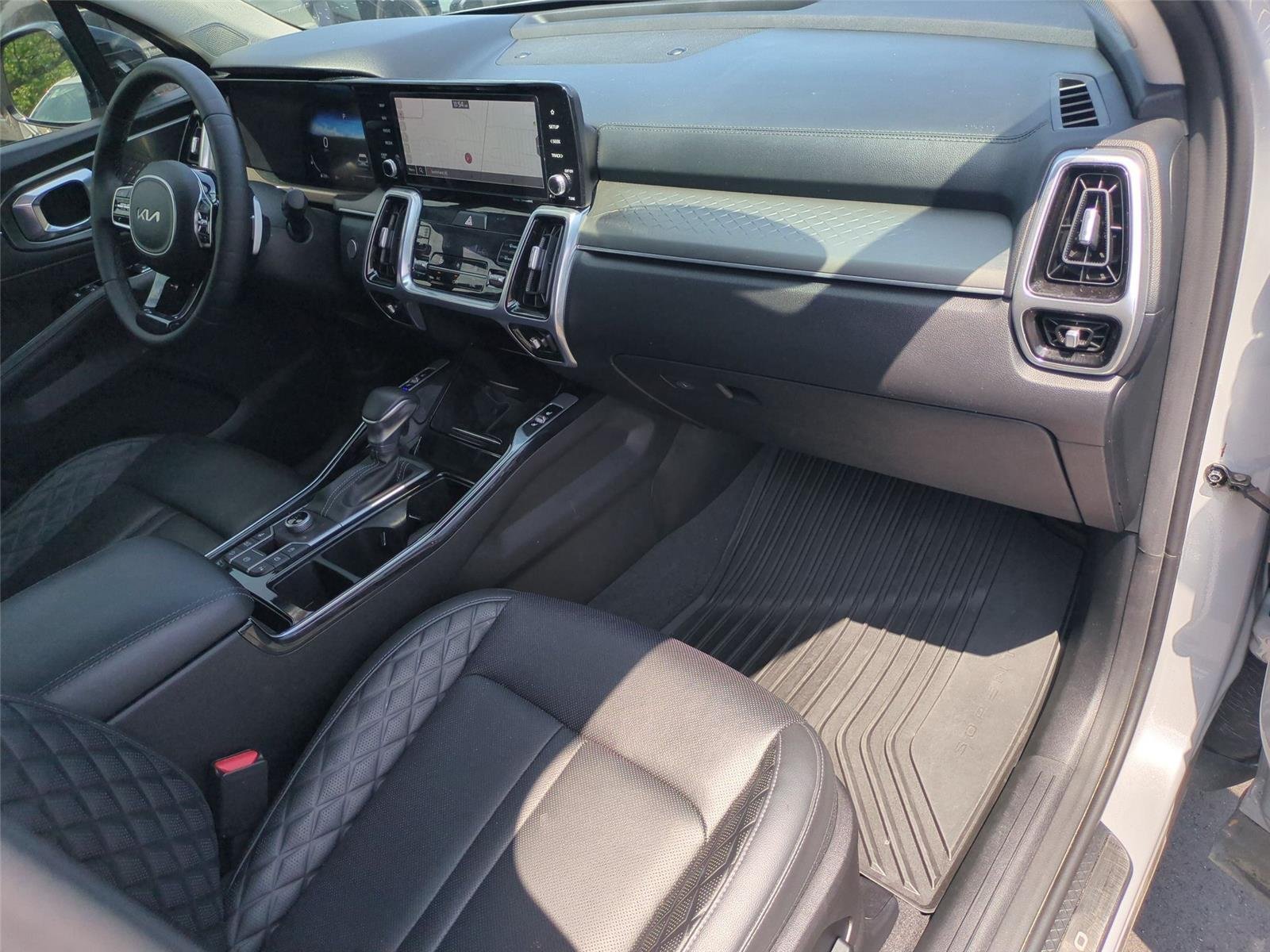 Used 2023 Wolf Gray Kia SX Prestige image 42