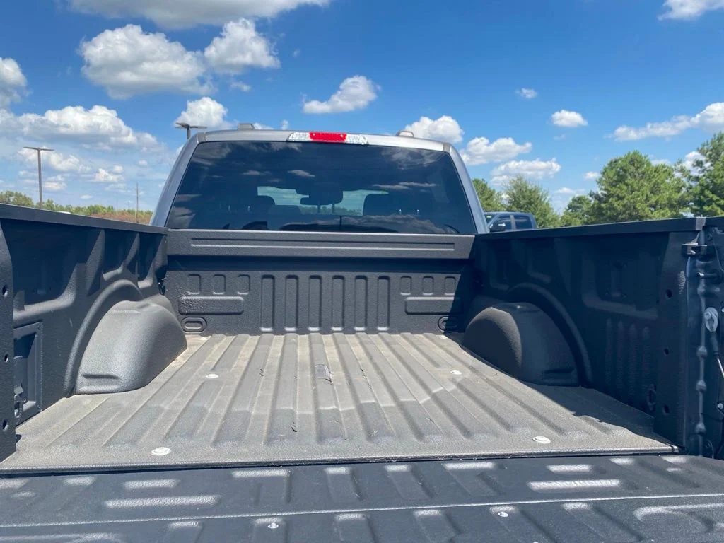 Used 2023 Carbonized Gray Metallic Ford XLT image 38