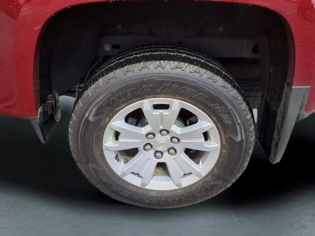 Used 2019 Red Chevrolet LT image 5