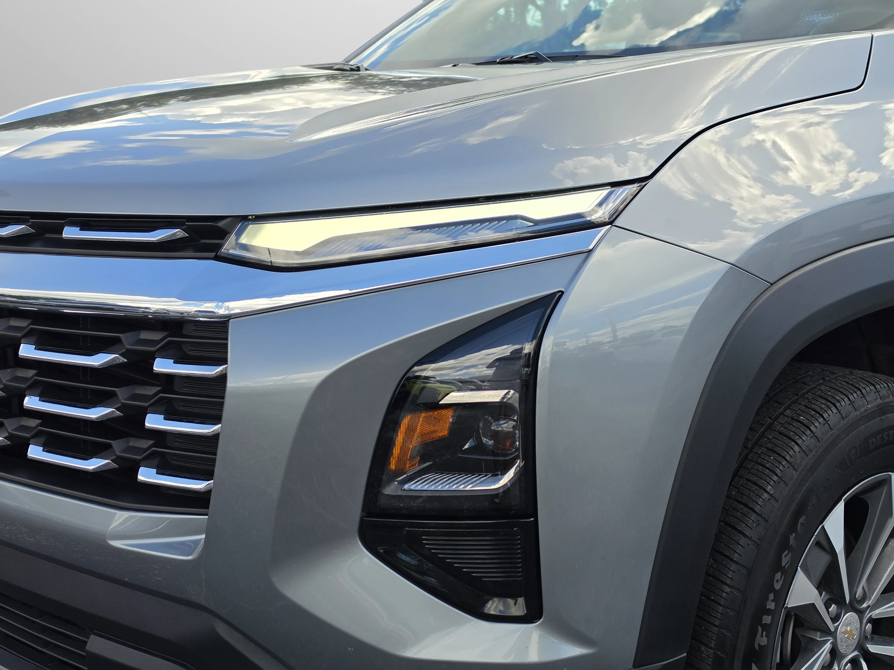 Used 2026 Sterling Gray Metallic Chevrolet FWD LT image 13