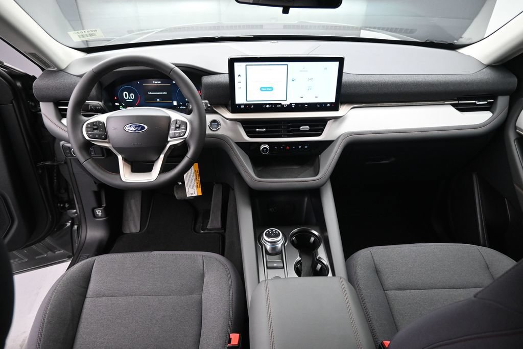 New 2026 Carbonized Gray Metallic Ford Active image 21