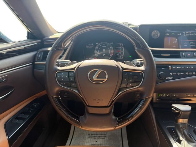 Used 2020 White Lexus 350 image 13