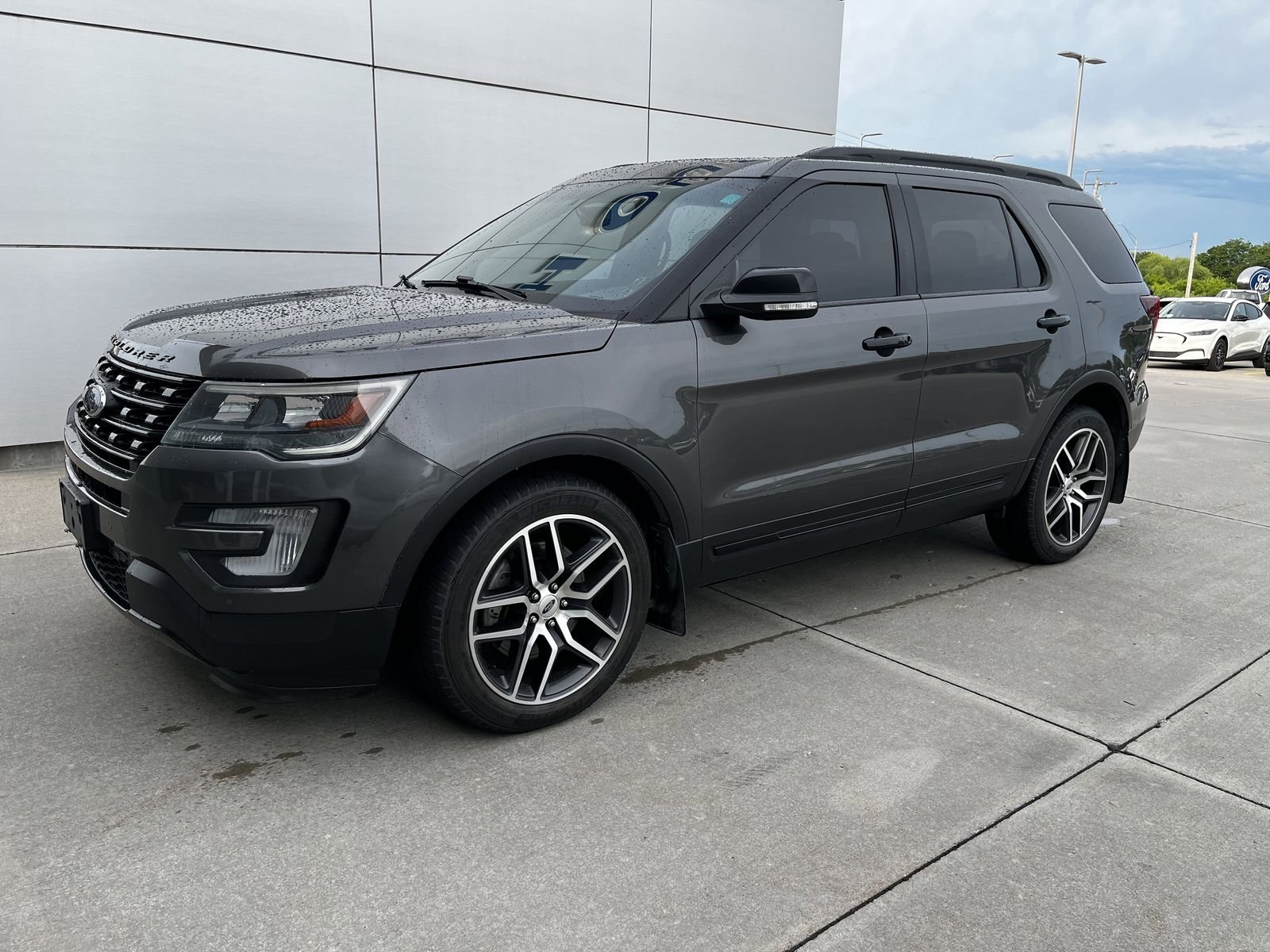 2016 Ford Explorer Sport 4WD's photo