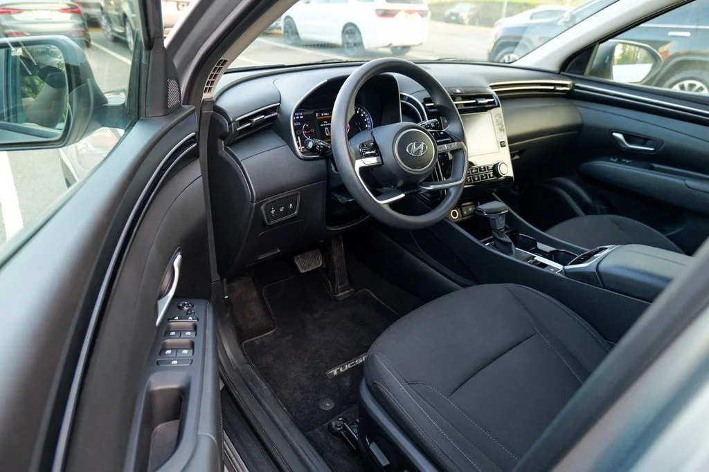 Used 2023 Shimmering Silver Hyundai SEL image 16