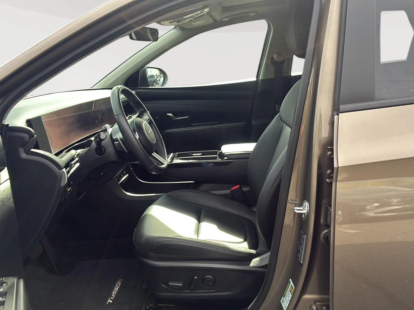 Used 2025 Cashmere Bronze Hyundai SEL Convenience image 25