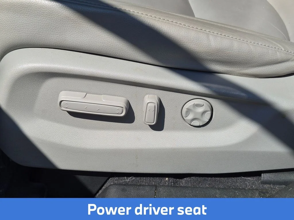 Used 2019  Honda EX-L image 17